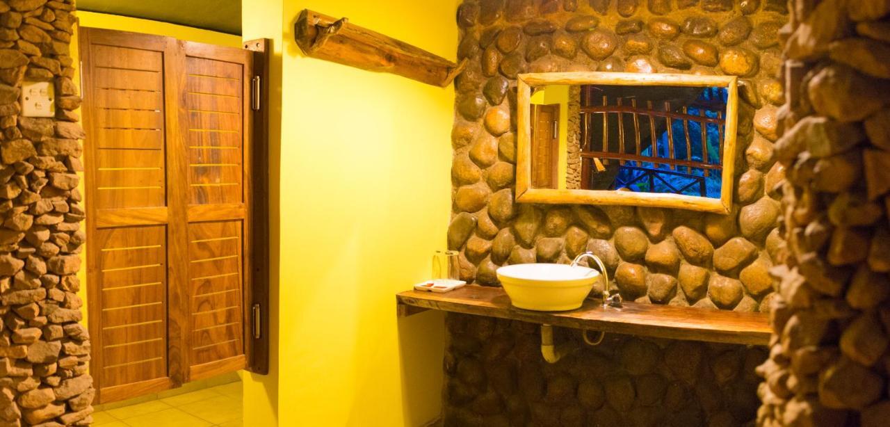 Lodge Kibale Forest Camp By Nature Ltd *